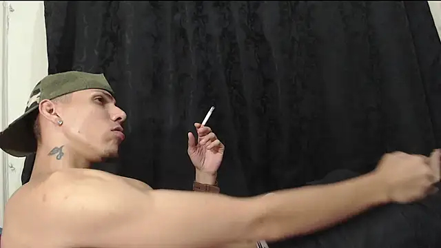 kingfm Show in webcam