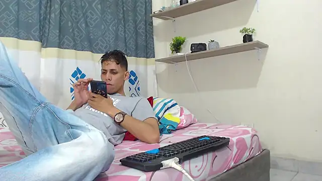 Chat +18 de kingfm ao vivo