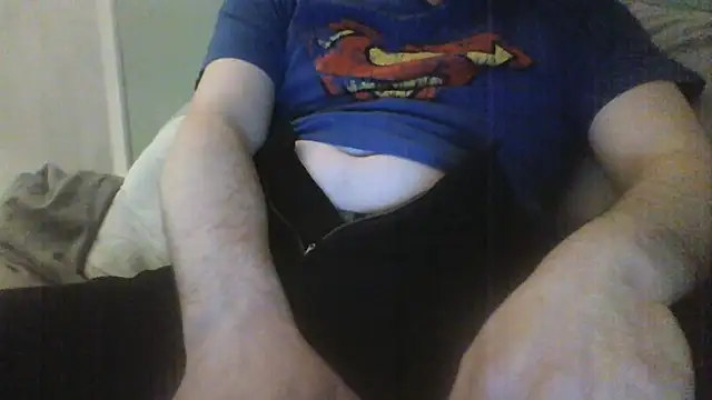 Show modela slaveboyrimmer na web-kameri