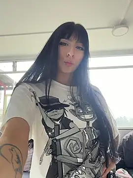 Chatroom XXX en direct de LaylaaDoll