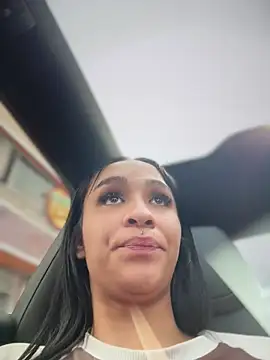 Isabella-Teen: вебкам-шоу