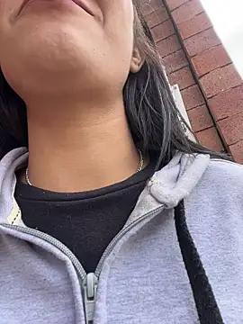 Chat +18 de Isabella-Teen ao vivo