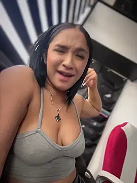 Czat XXX na żywo – Isabella-Teen