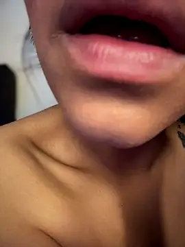 Czat XXX na żywo – Isabella-Teen
