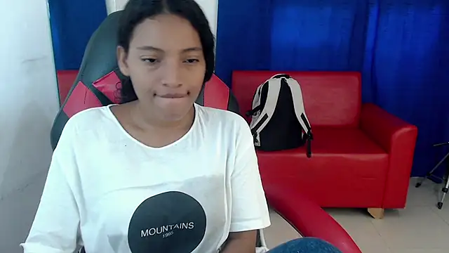 Živý XXX chat Rubievans22