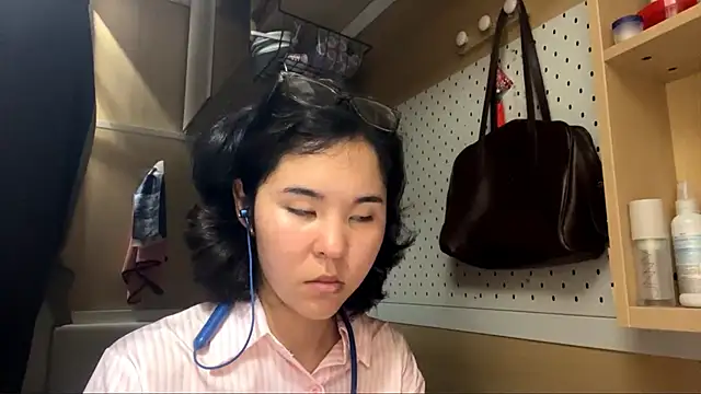 JennyCarpenter XXX чат на живо