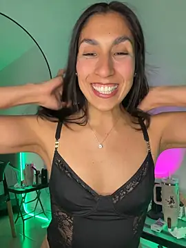 عرض كام MaddyX__