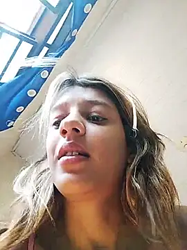 Show de divinabb na webcam