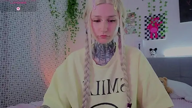 LilithPoison – webcam-show