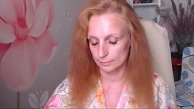 Show modela Venus_love1 na web-kameri