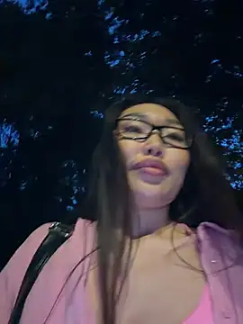 trytomakememoam's Live XXX Chat