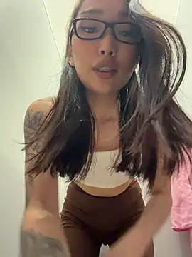 trytomakememoam's Webcam Show