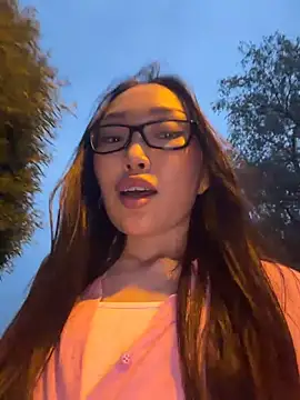 trytomakememoam's Webcam Show