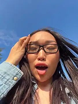 trytomakememoam's Webcam Show
