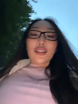 trytomakememoam's Live XXX Chat