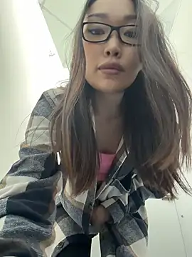 Chat XXX en directo de trytomakememoam