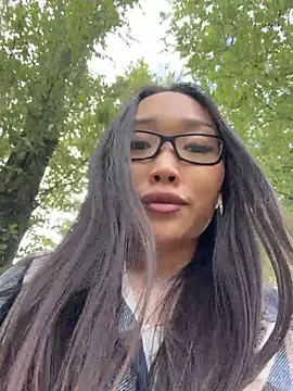 trytomakememoam's Live XXX Chat