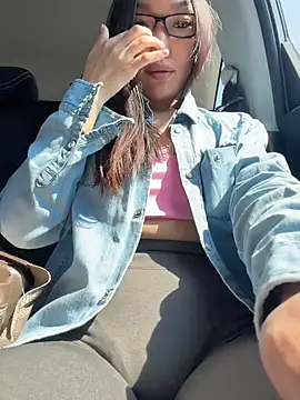 trytomakememoam Chat XXX live