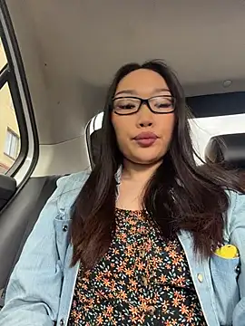 trytomakememoam's Webcam Show