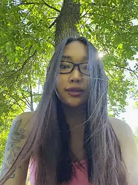 trytomakememoam's Live XXX Chat