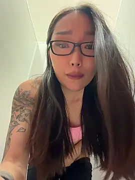 trytomakememoam's Webcam Show