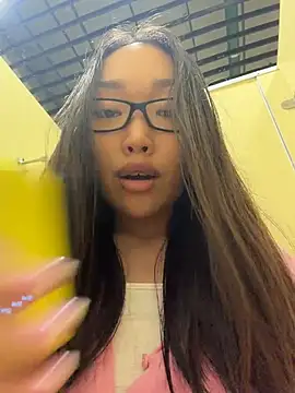 trytomakememoam's Live XXX Chat