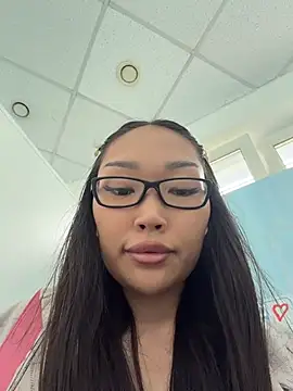Chat soba uživo modela trytomakememoam