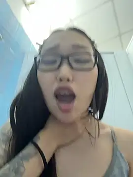 trytomakememoam's Live XXX Chat