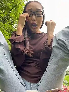 trytomakememoam's Webcam Show