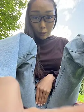 trytomakememoam's Live XXX Chat