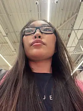 trytomakememoam's Webcam Show