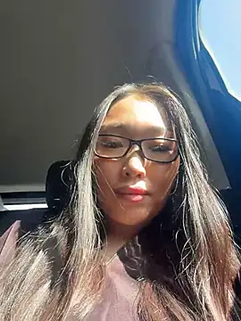 trytomakememoam Show Webcam