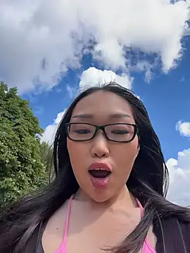 trytomakememoam's Webcam Show