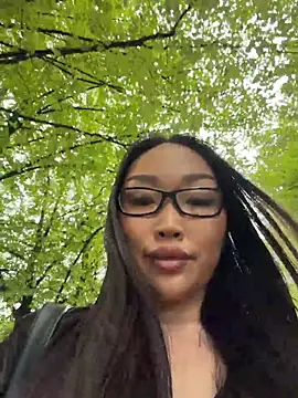 trytomakememoam Pertunjukan Webcam