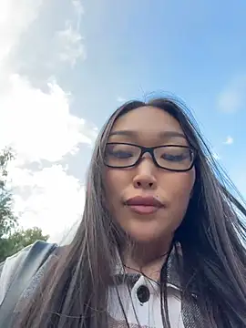 trytomakememoam webcam show
