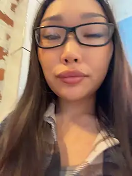 Chat XXX en directo de trytomakememoam