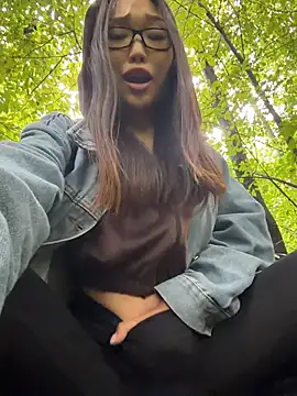 trytomakememoam's Webcam Show