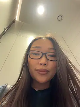 trytomakememoam's Live XXX Chat