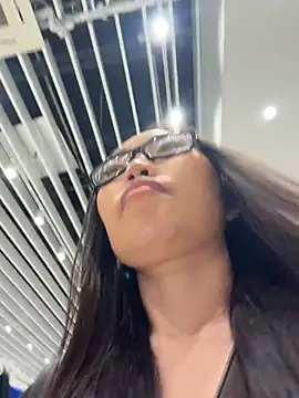 trytomakememoam's Webcam Show
