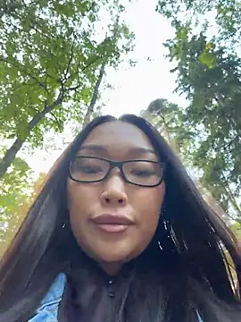 trytomakememoam's Live XXX Chat