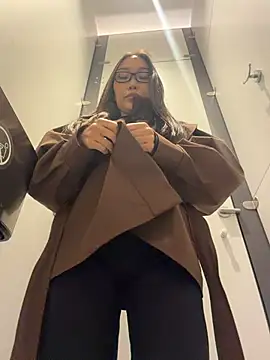 trytomakememoam's Live XXX Chat