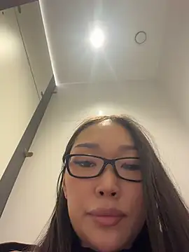 trytomakememoam's Live XXX Chat