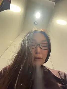 trytomakememoam's Live XXX Chat