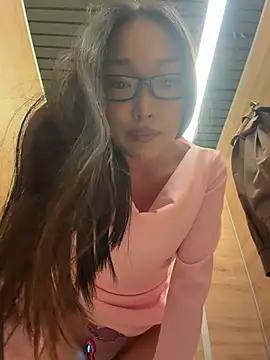 trytomakememoam Live XXX-Chat
