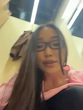trytomakememoam Live XXX-Chat