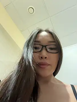 trytomakememoam's Live XXX Chat