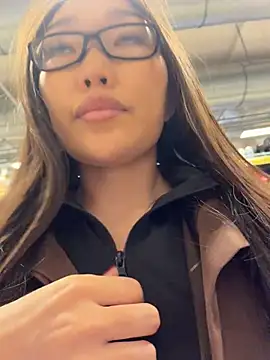 trytomakememoam's Webcam Show