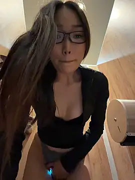 trytomakememoam's Webcam Show