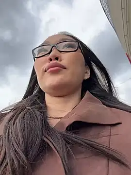 trytomakememoam's Live XXX Chat