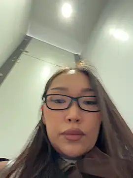 แชท XXX สดของ trytomakememoam